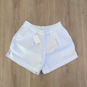 Vitamin A White Linen Bermudas